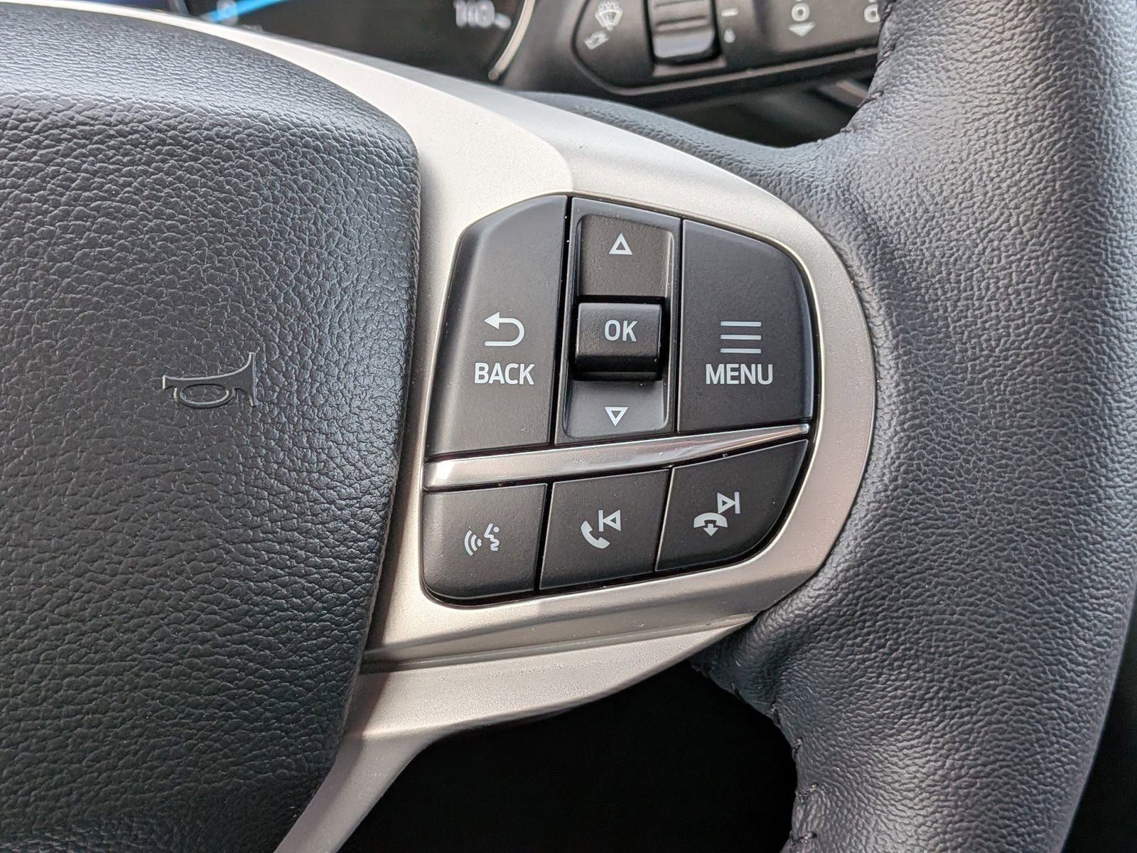 Certified 2023 Ford Explorer XLT w/ Equipment Group 202A image 29