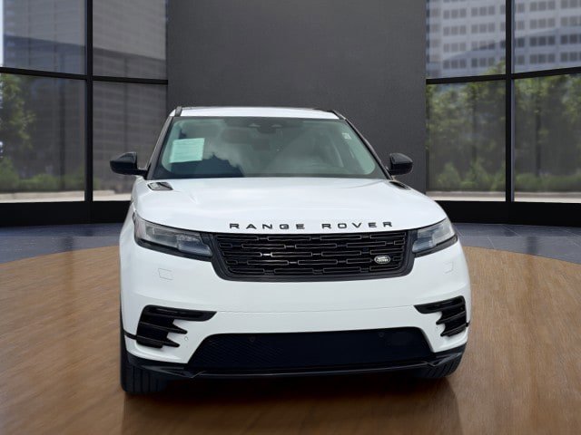 Used 2025 Land Rover Range Rover Velar Dynamic SE AWD/4WD image 8