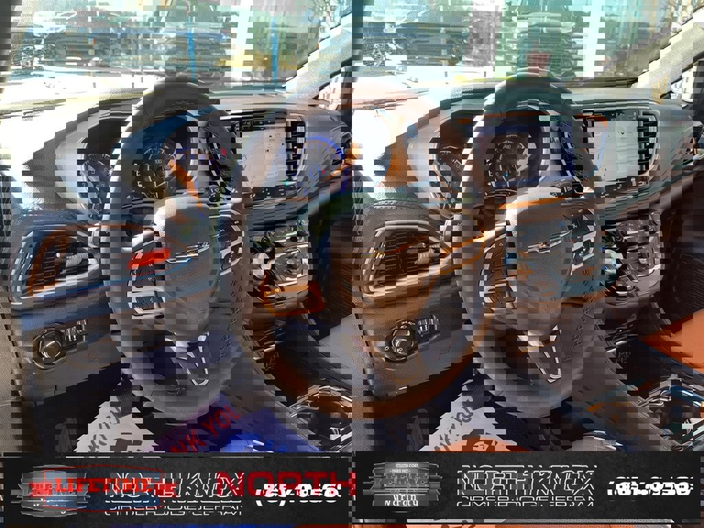 Used 2024 Chrysler Pacifica Pinnacle w/ Trailer Tow Group image 6