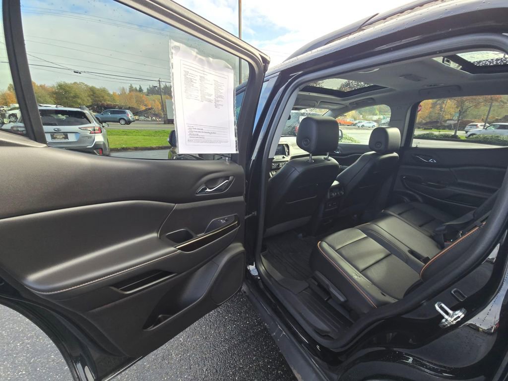 Used 2023 GMC Acadia AT4 w/ GMC Pro Grade Package AWD/4WD image 10