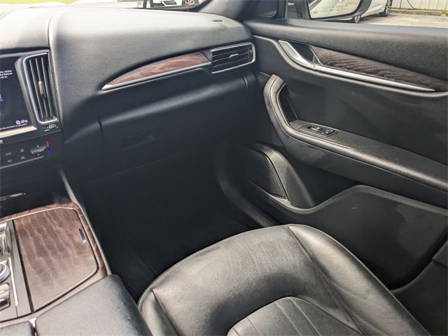 Used 2019 Maserati Levante image 17