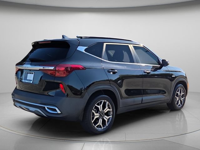 Used 2023 Kia Seltos EX AWD/4WD image 7