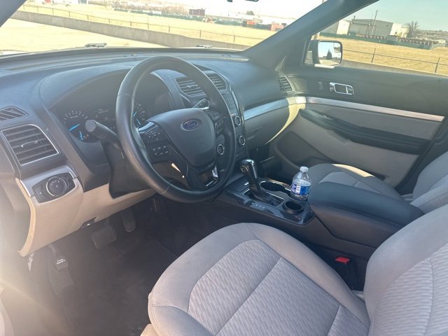 Used 2018 Ford Explorer FWD image 9
