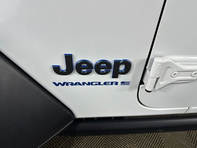 Used 2023 Jeep Wrangler Unlimited w/ Cold Weather Group image 10