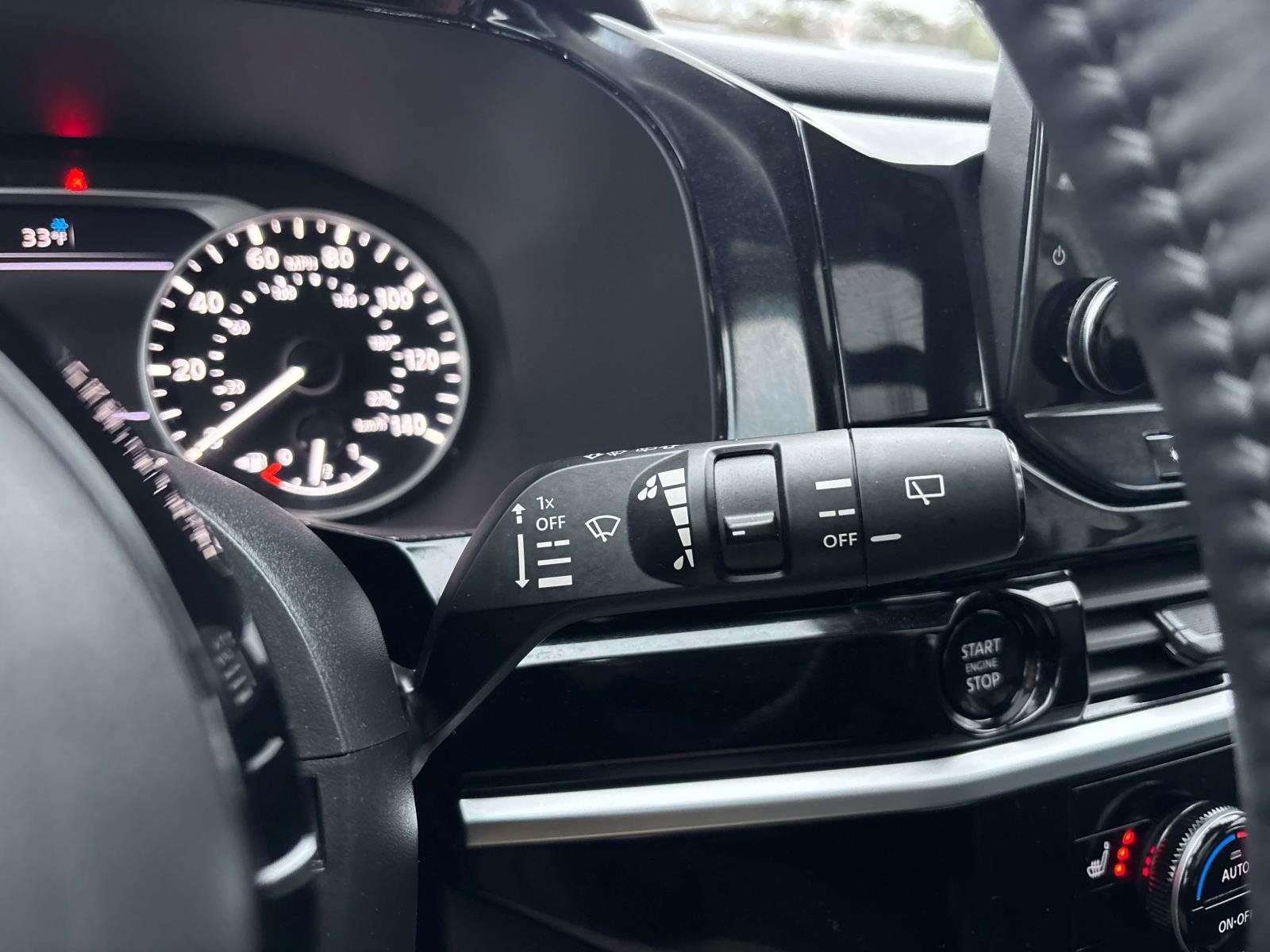 Used 2025 Nissan Pathfinder SL w/ SL Premium Package image 31