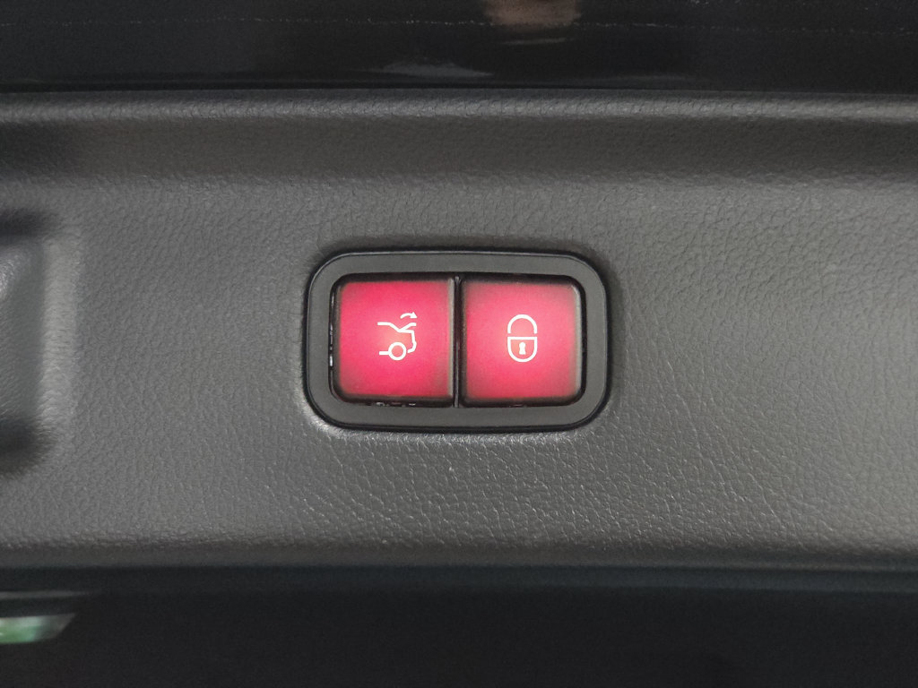 Used 2025 Mercedes-Benz S 580 4MATIC Sedan image 33