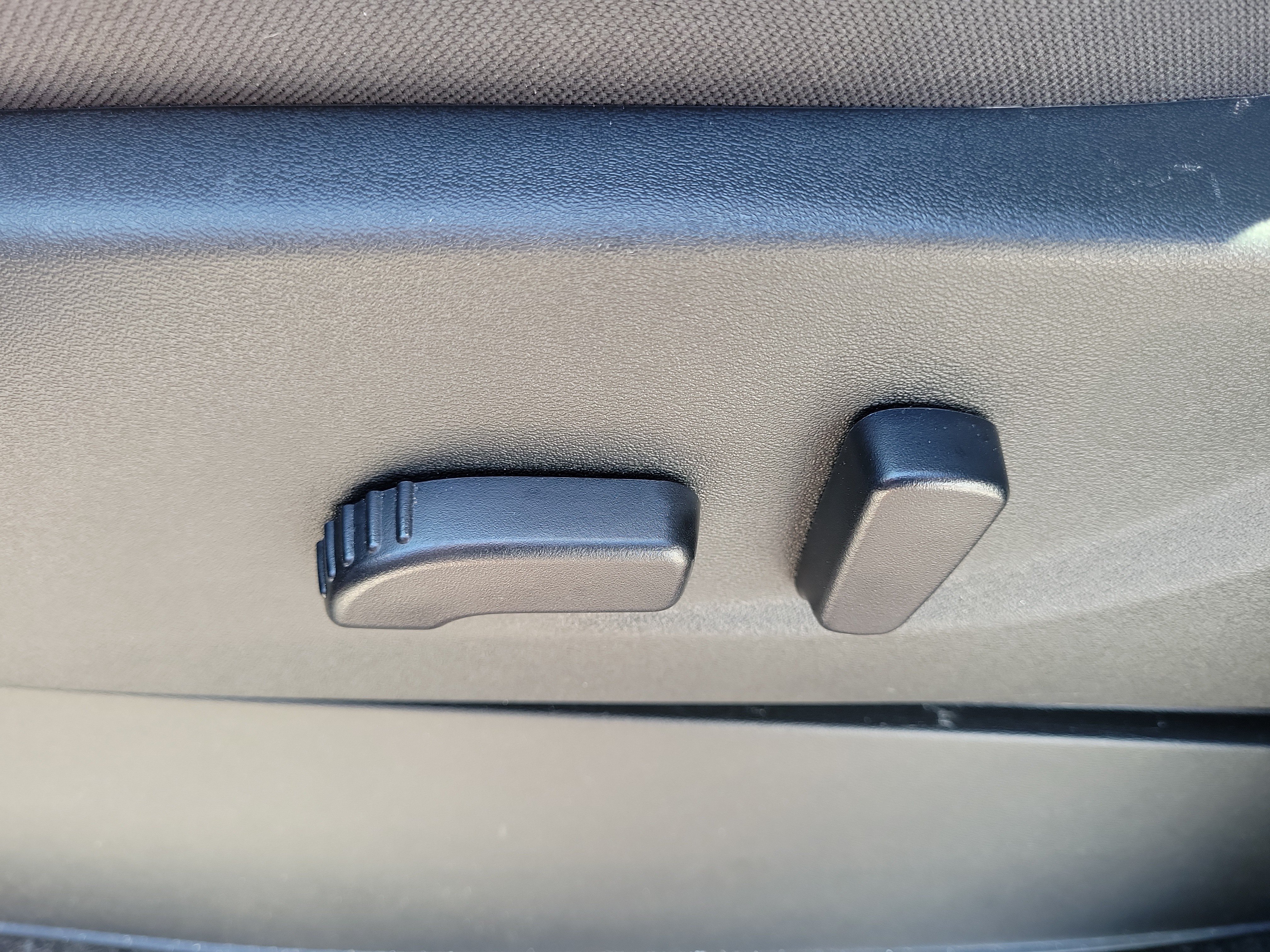 Certified 2024 Nissan Frontier SV w/ SV Convenience Package RWD image 12