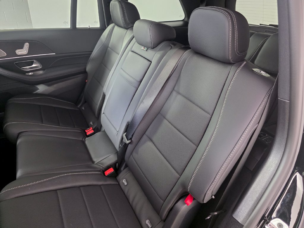 New 2027 Mercedes-Benz GLS 450 4MATIC image 12
