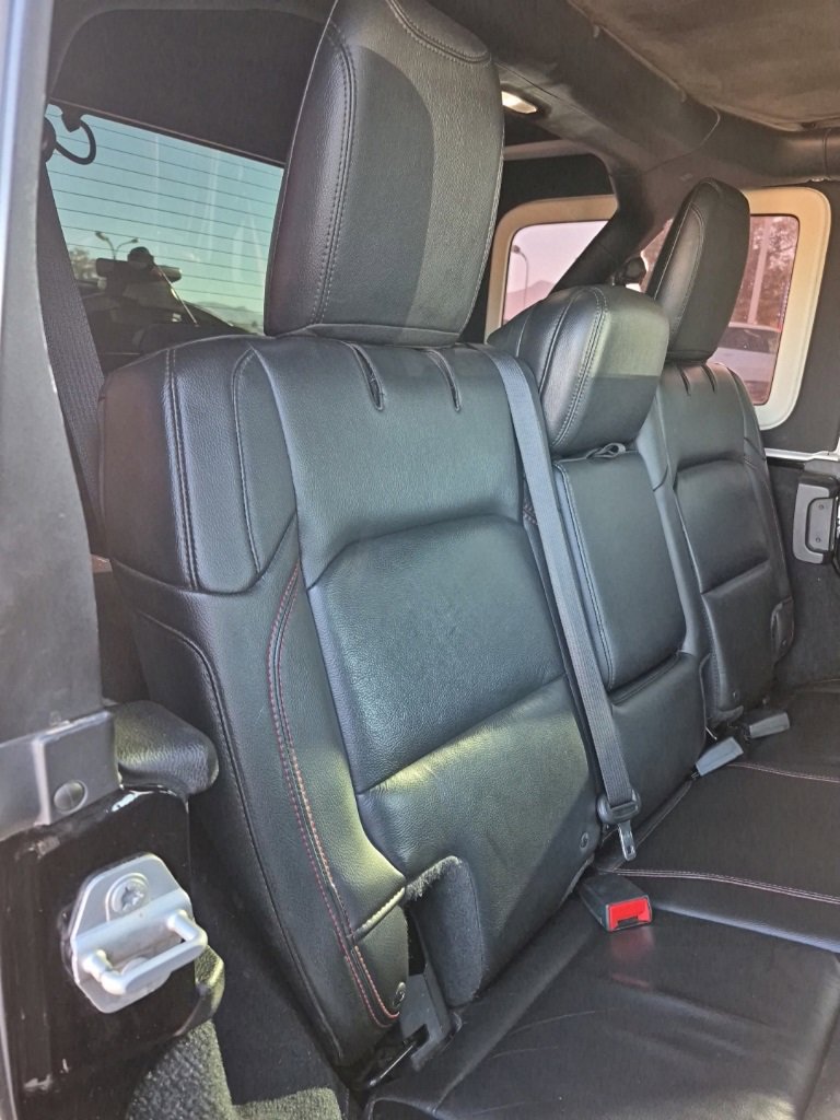 Used 2018 Jeep Wrangler Unlimited Rubicon image 26