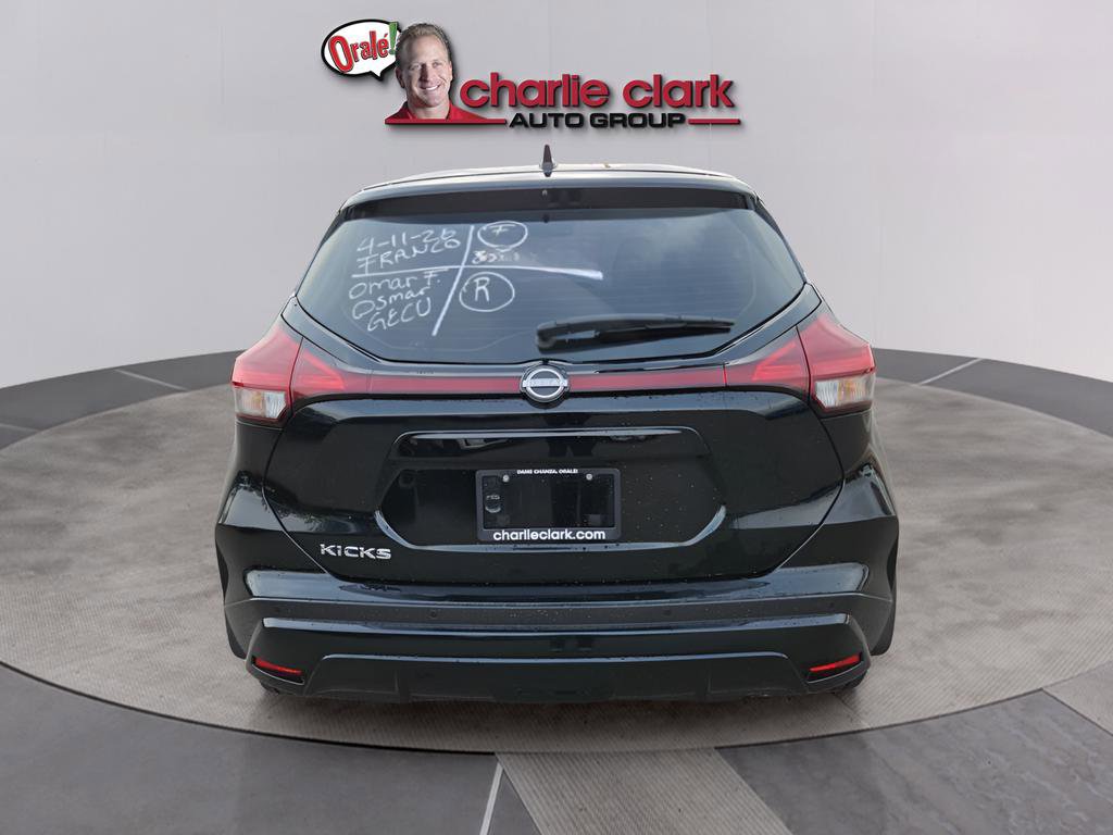 Used 2024 Nissan Kicks S FWD image 5