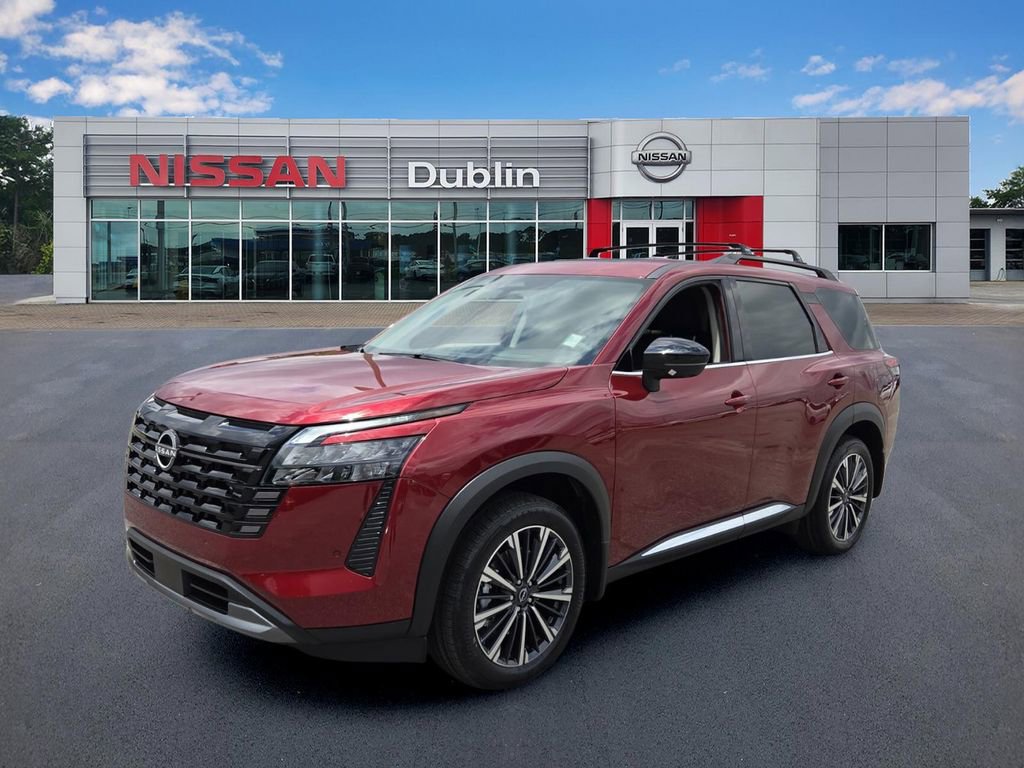 New 2026 Nissan Pathfinder Platinum FWD image 1
