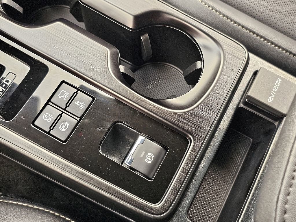 Certified 2026 Subaru Outback Limited XT image 32