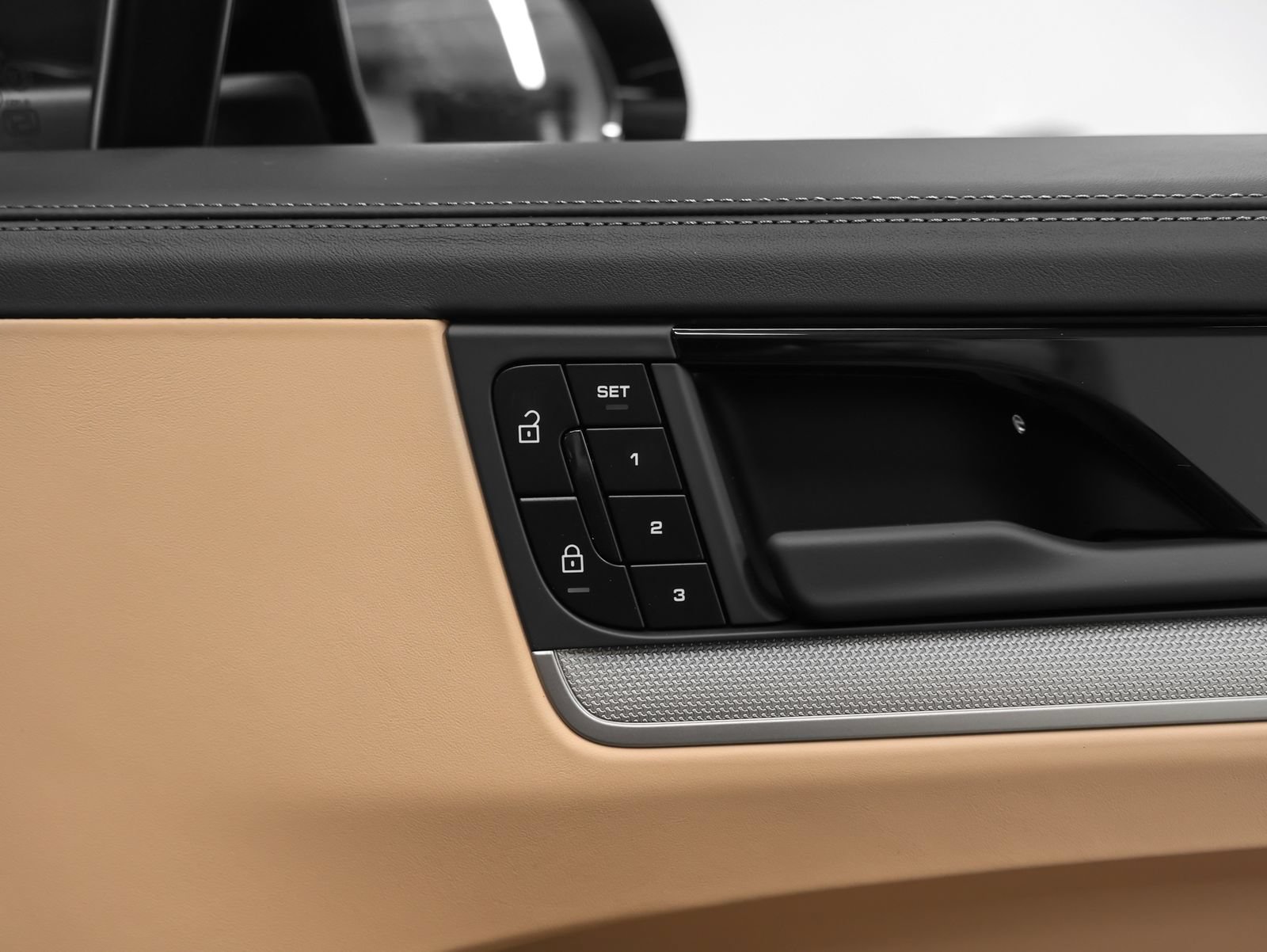 New 2026 Porsche Cayenne AWD/4WD image 19