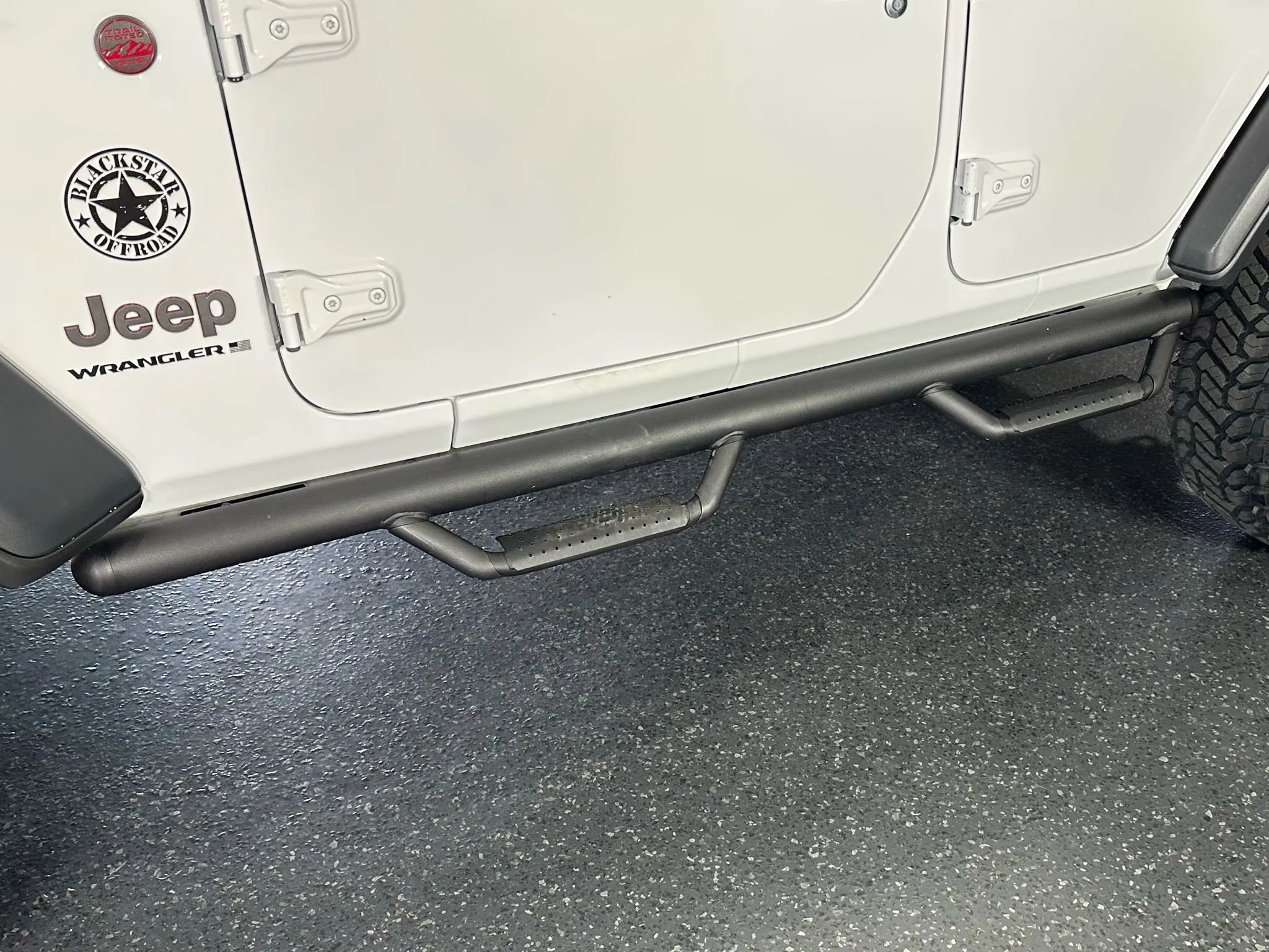 Used 2024 Jeep Wrangler Unlimited Rubicon w/ Convenience Group image 7