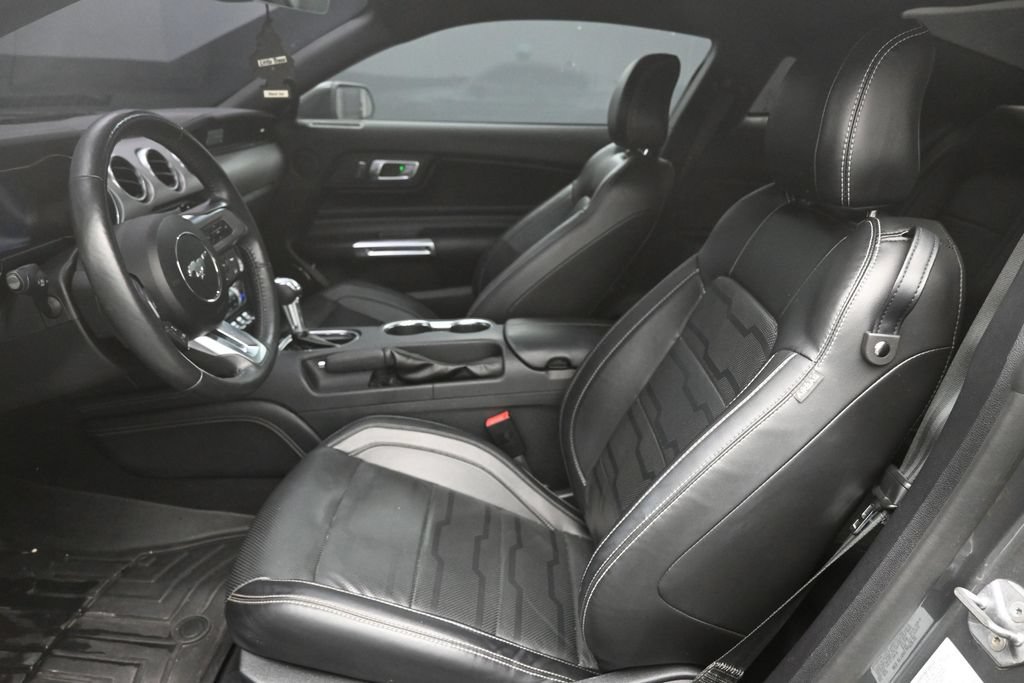 Used 2022 Ford Mustang GT Premium w/ Equipment Group 401A RWD image 25