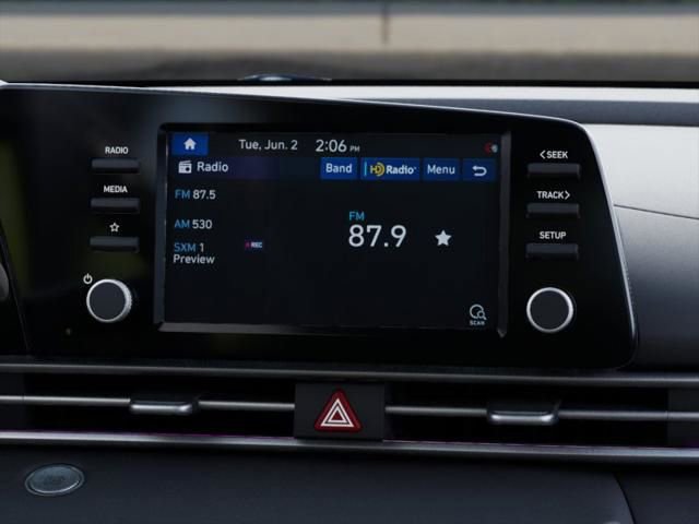 Used 2025 Hyundai Elantra Sport image 20