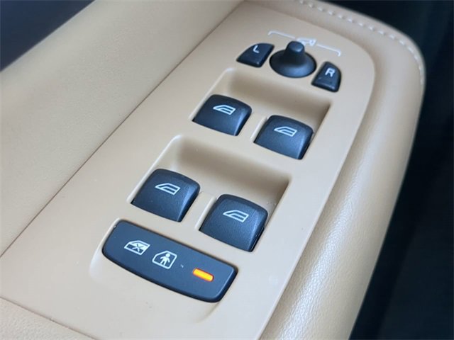 Used 2021 Volvo XC60 T5 Inscription w/ Advanced Package image 22