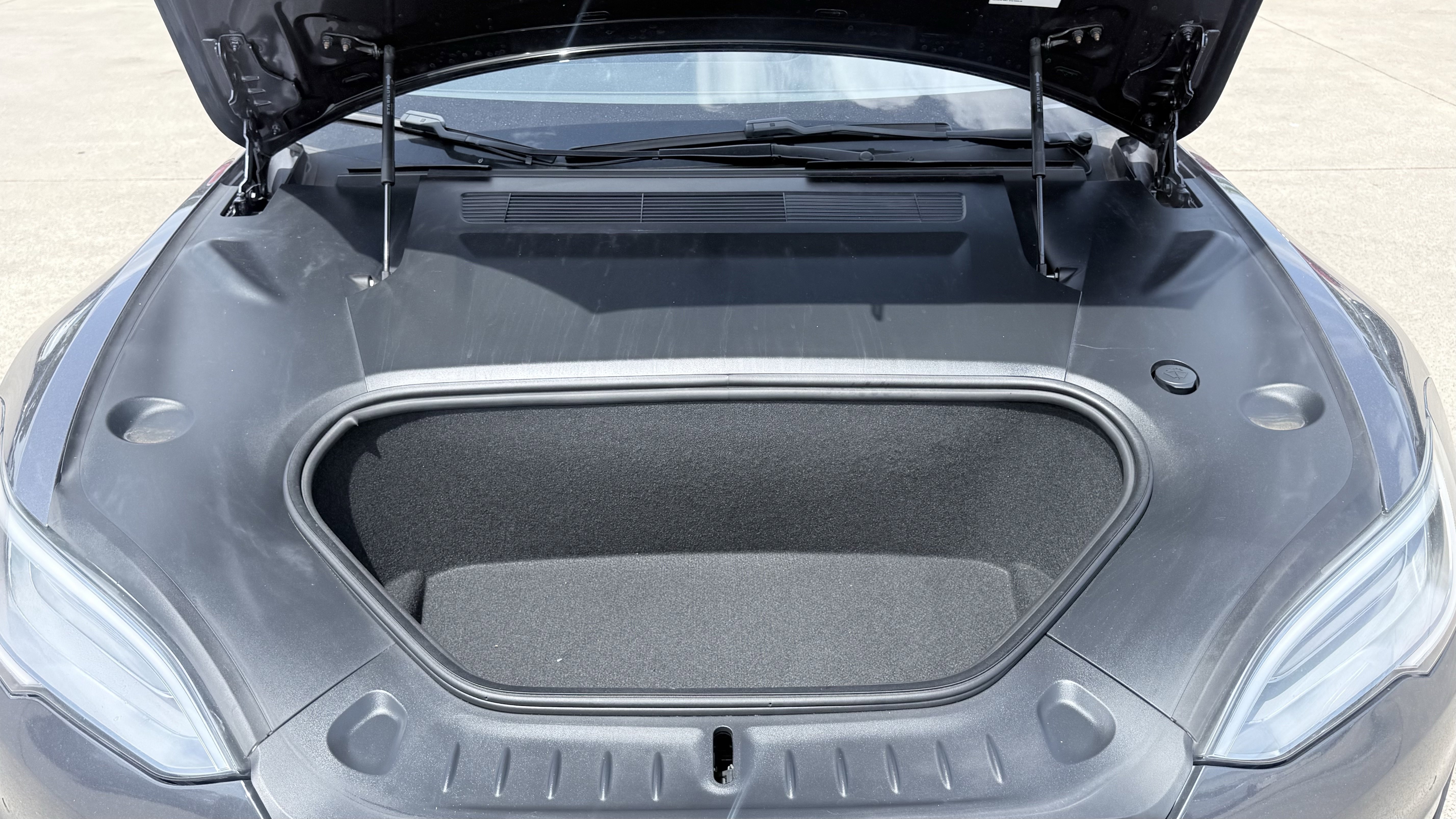 Used 2022 Tesla Model S AWD/4WD image 19