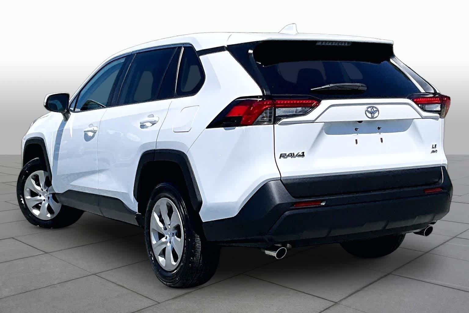 Certified 2023 Toyota RAV4 LE AWD/4WD image 22