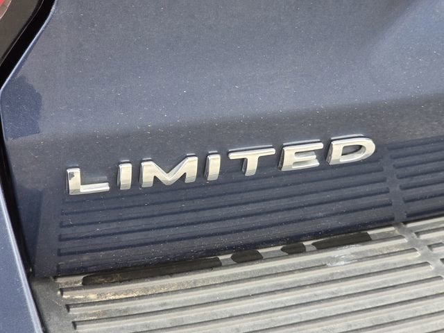 Used 2020 Ford Expedition Max Limited w/ Equipment Group 301A image 9