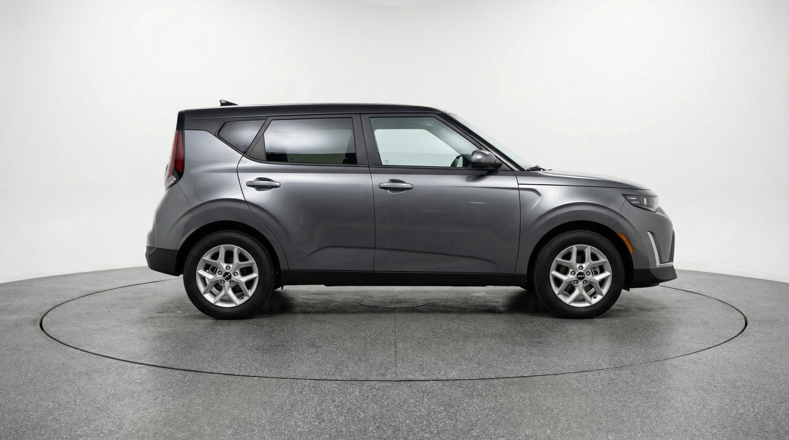 Used 2025 Kia Soul LX w/ LX Technology Package image 11