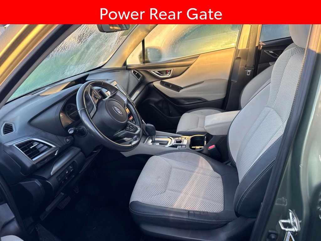 Used 2019 Subaru Forester Premium AWD/4WD image 5