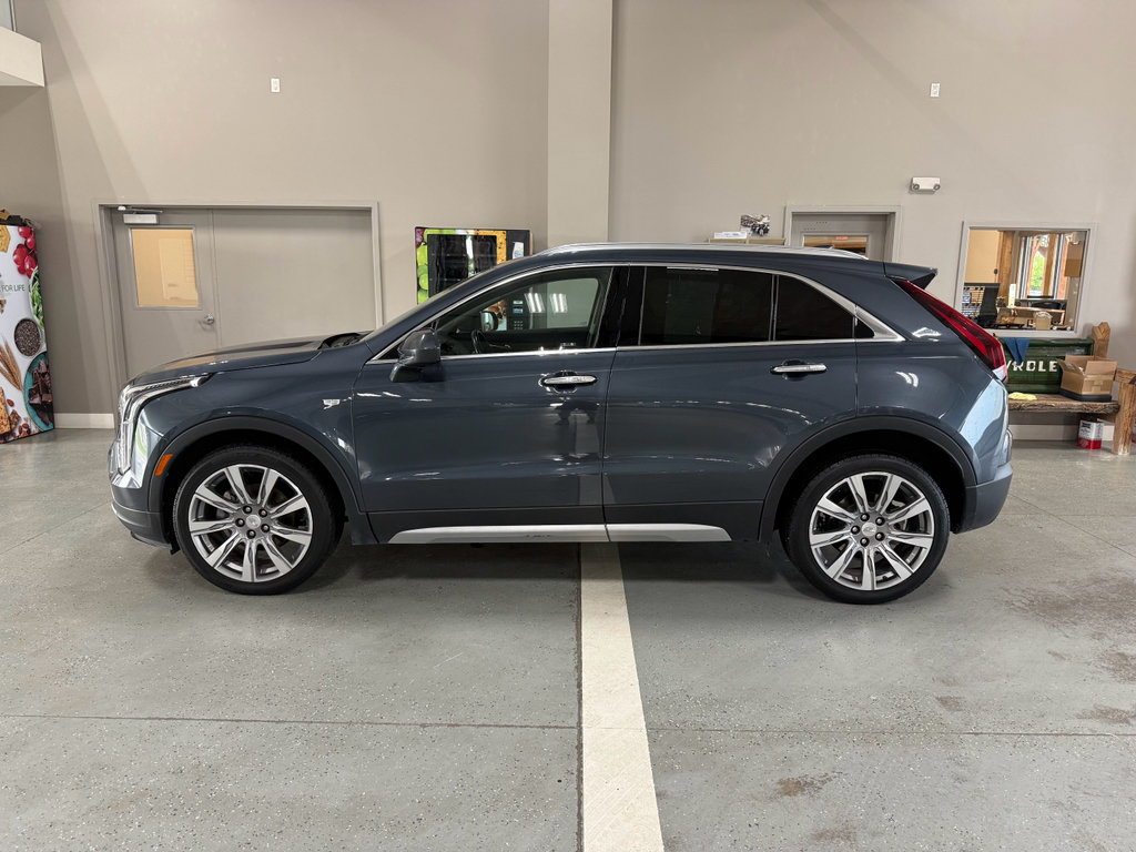 Used 2019 Cadillac XT4 Premium Luxury AWD/4WD image 1