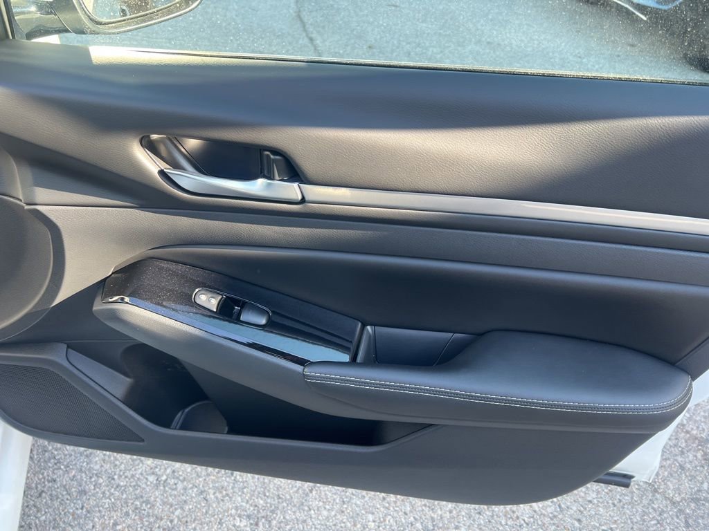 Certified 2024 Nissan Altima 2.5 SL image 23