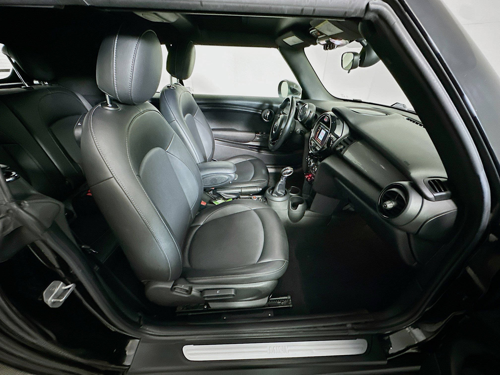 Used 2019 MINI Cooper Convertible FWD image 27