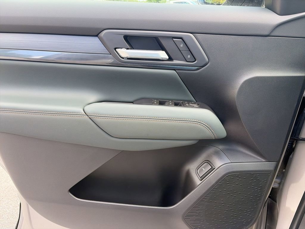 New 2026 GMC Terrain AT4 AWD/4WD image 28