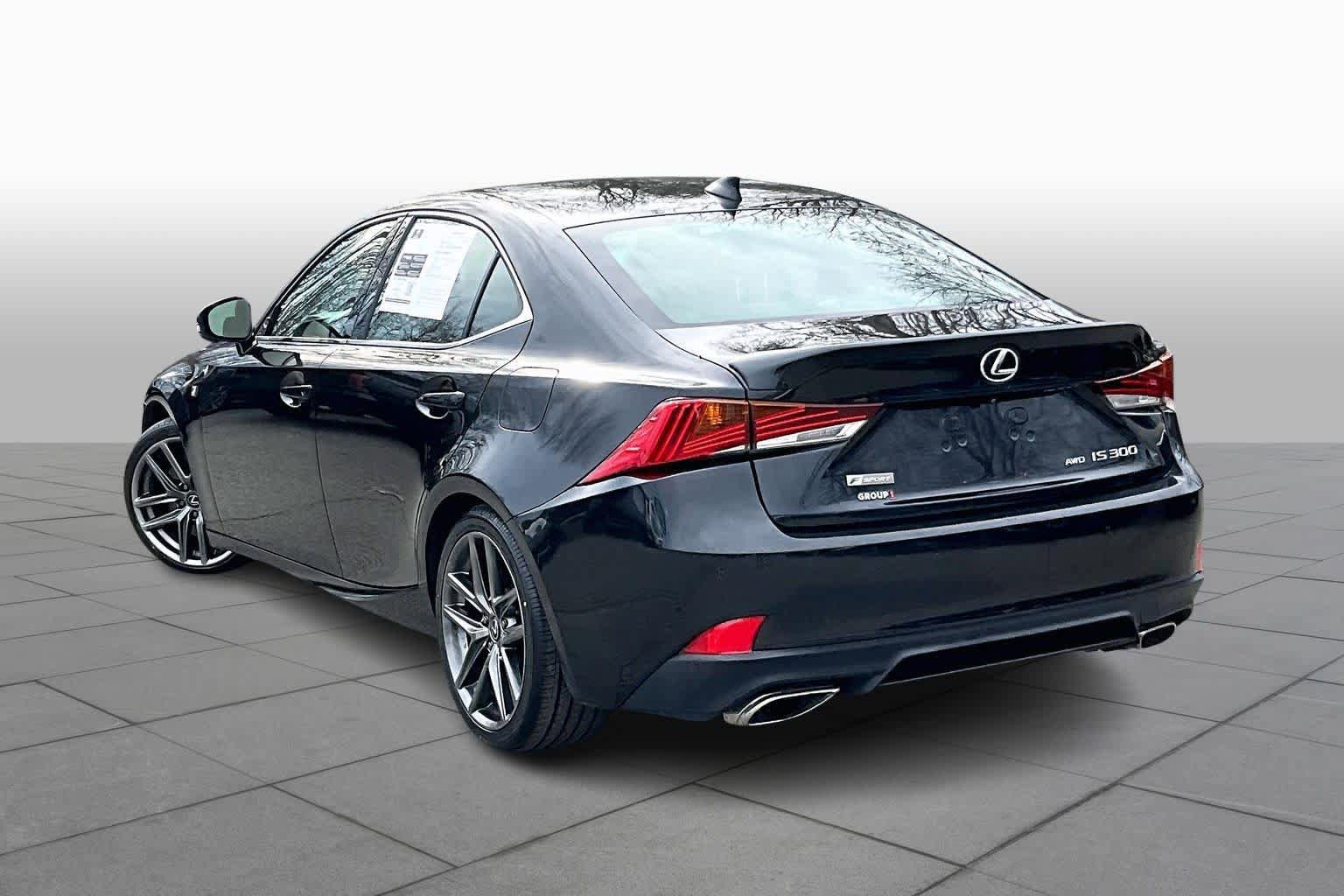 Used 2020 Lexus IS 300 F Sport w/ F Sport Package image 12