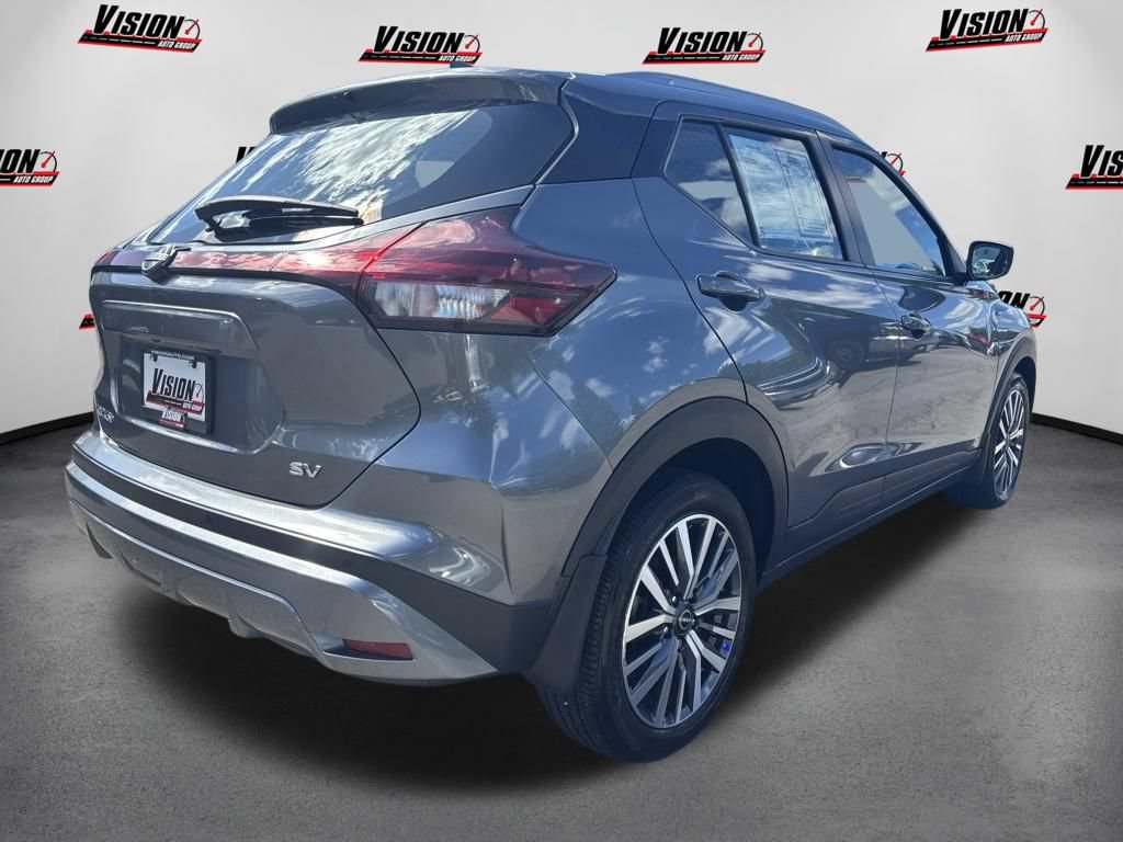 Certified 2023 Nissan Kicks SV FWD image 5