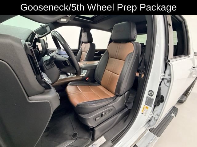Certified 2024 Chevrolet Silverado 3500 High Country w/ High Country Premium Package AWD/4WD image 10