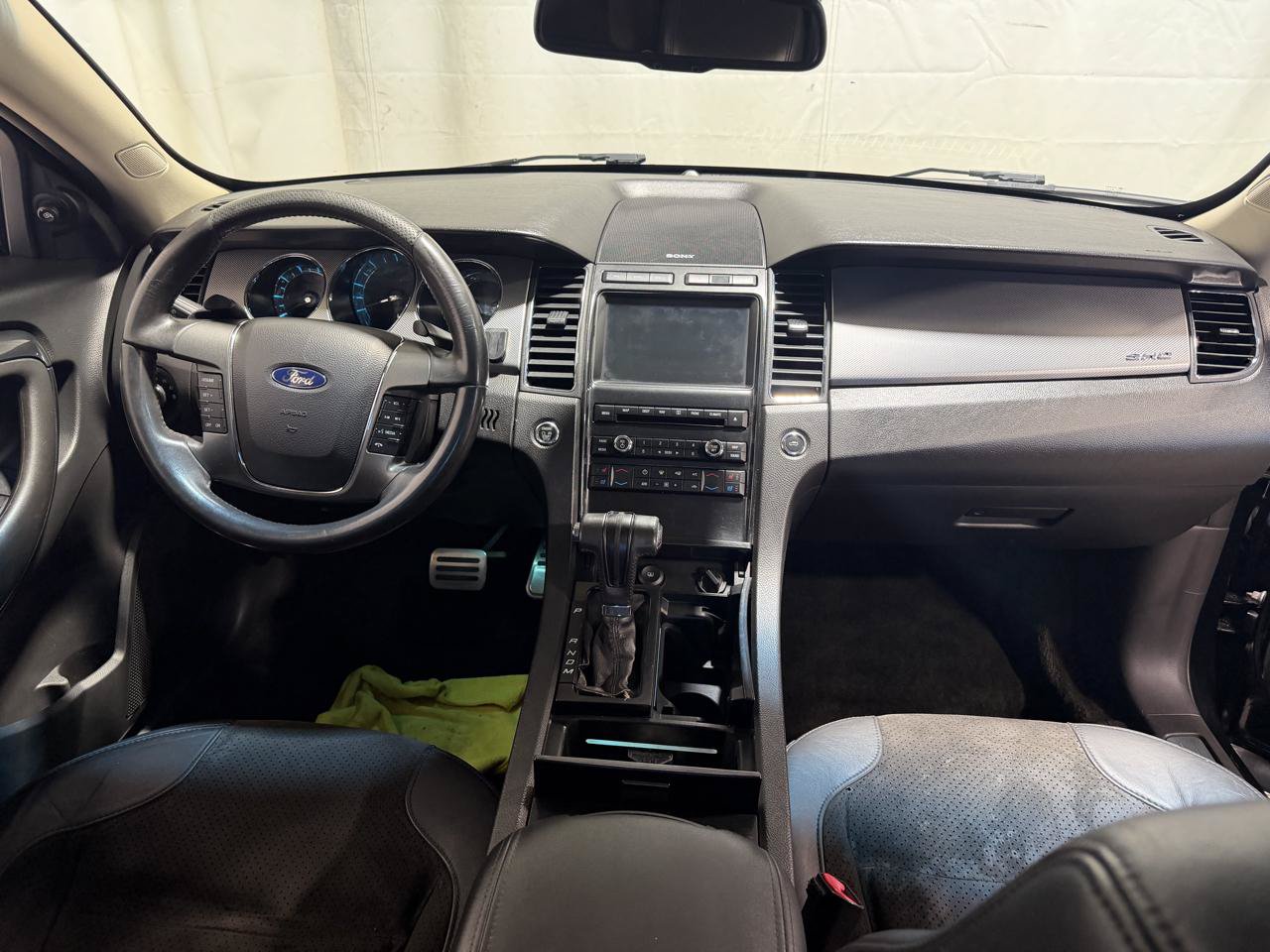 Used 2012 Ford Taurus SHO AWD/4WD image 15