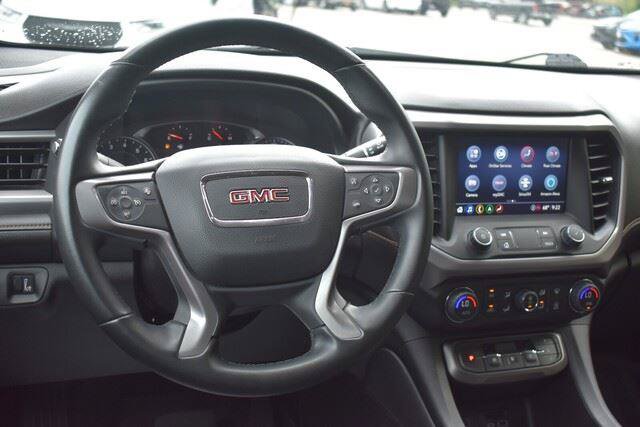 Used 2023 GMC Acadia AT4 w/ Trailering Package AWD/4WD image 26