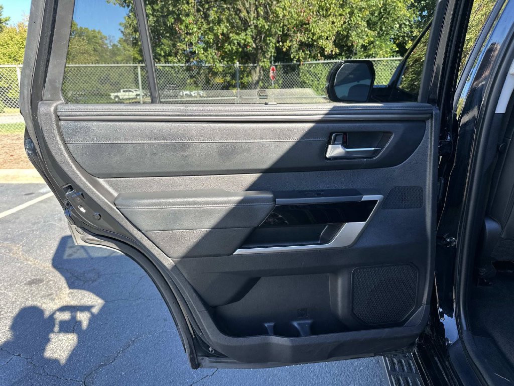Used 2023 Toyota Sequoia Limited w/ Tow Technology Package AWD/4WD image 17