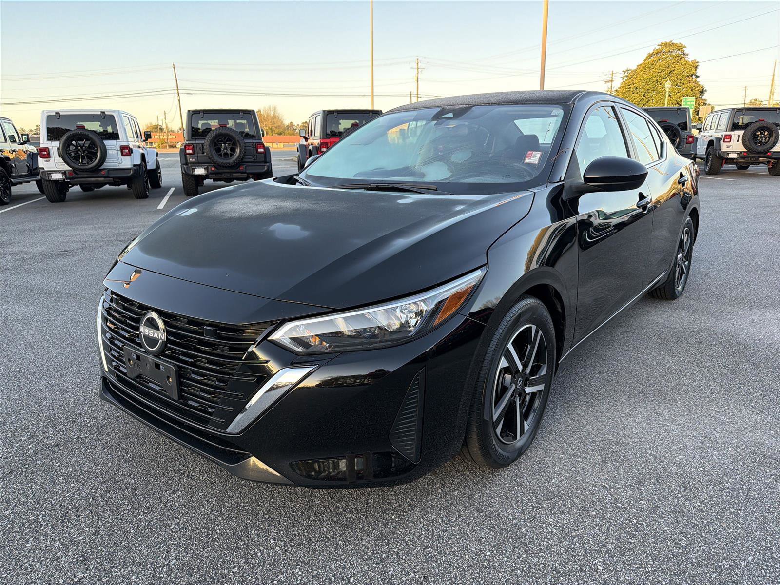 Used 2024 Nissan Sentra SV image 2