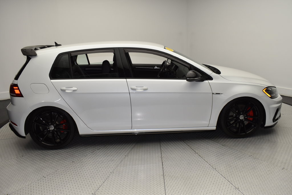 Used 2019 Volkswagen Golf R 4-Door AWD/4WD image 4