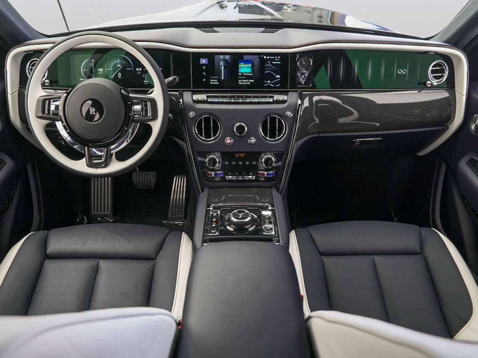 New 2026 Rolls-Royce Cullinan Black Badge AWD/4WD image 34