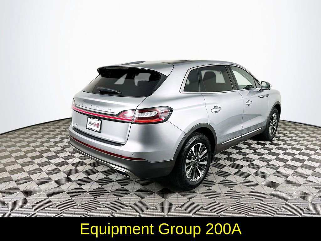 Used 2022 Lincoln Nautilus Reserve image 10