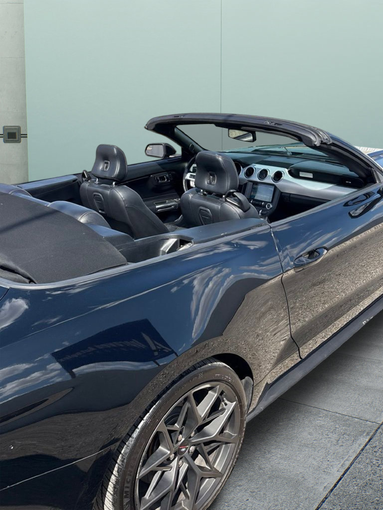 Used 2017 Ford Mustang Premium RWD image 28