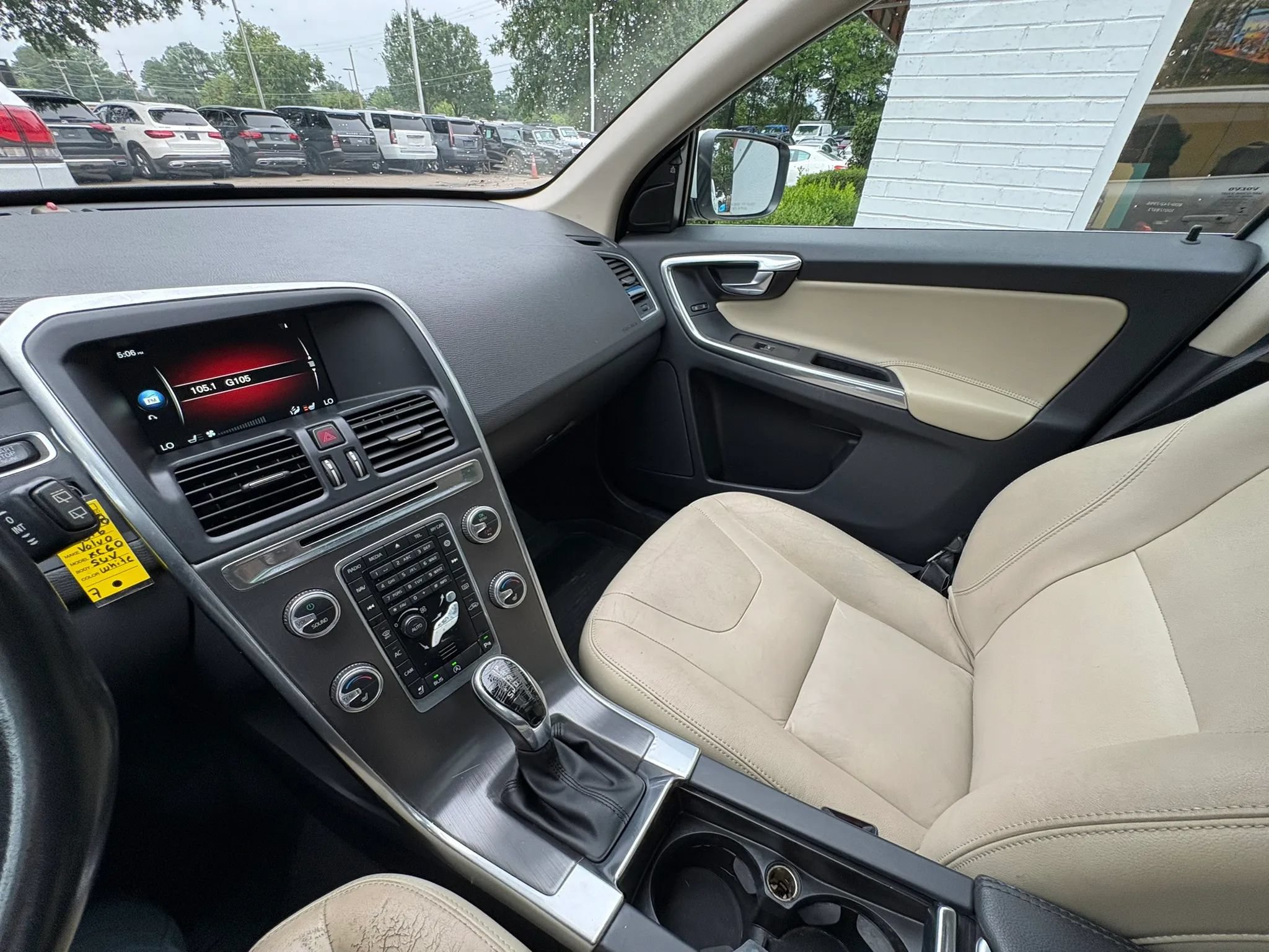 Used 2016 Volvo XC60 T6 w/ Proximity Package AWD/4WD image 52