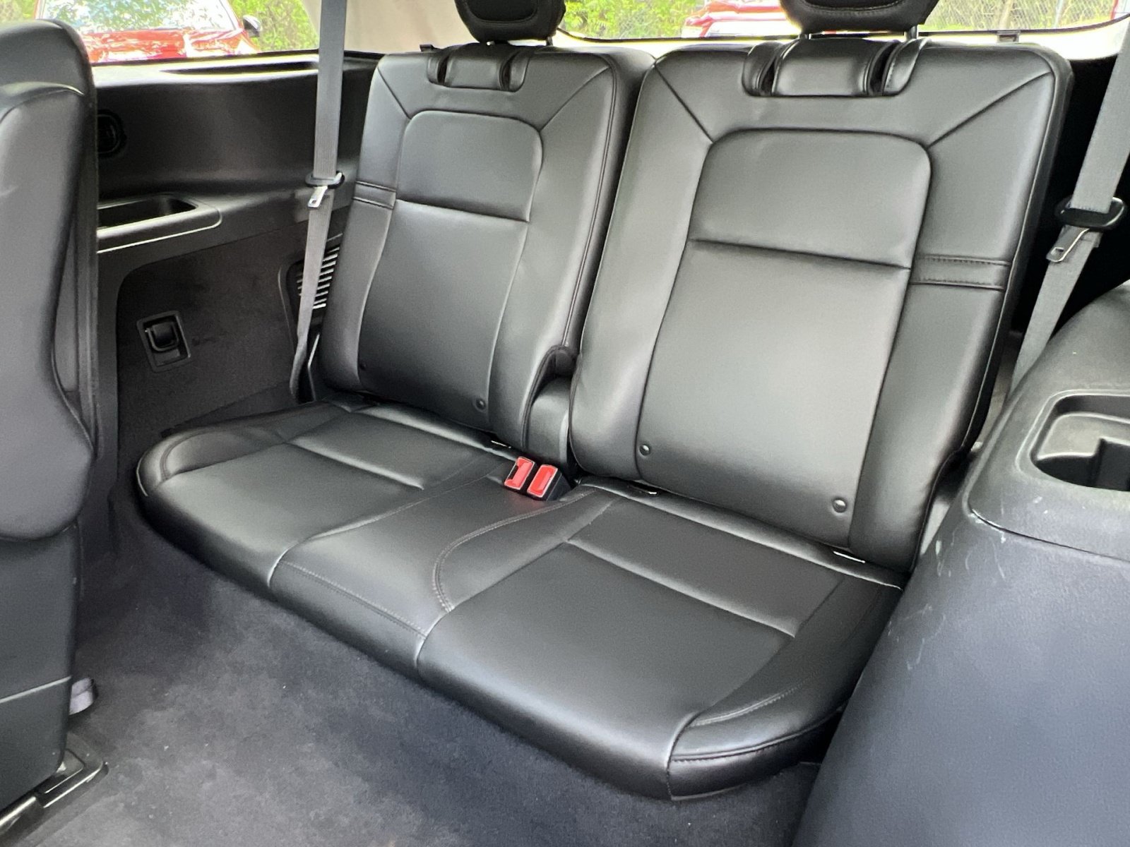 Used 2022 Lincoln Aviator AWD w/ Premium Package image 31