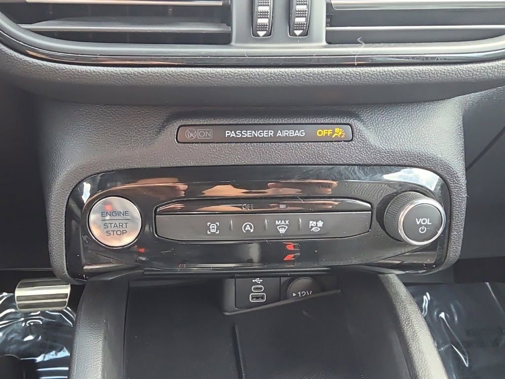 Certified 2024 Ford Escape ST-Line w/ Tech Pack #1 image 22