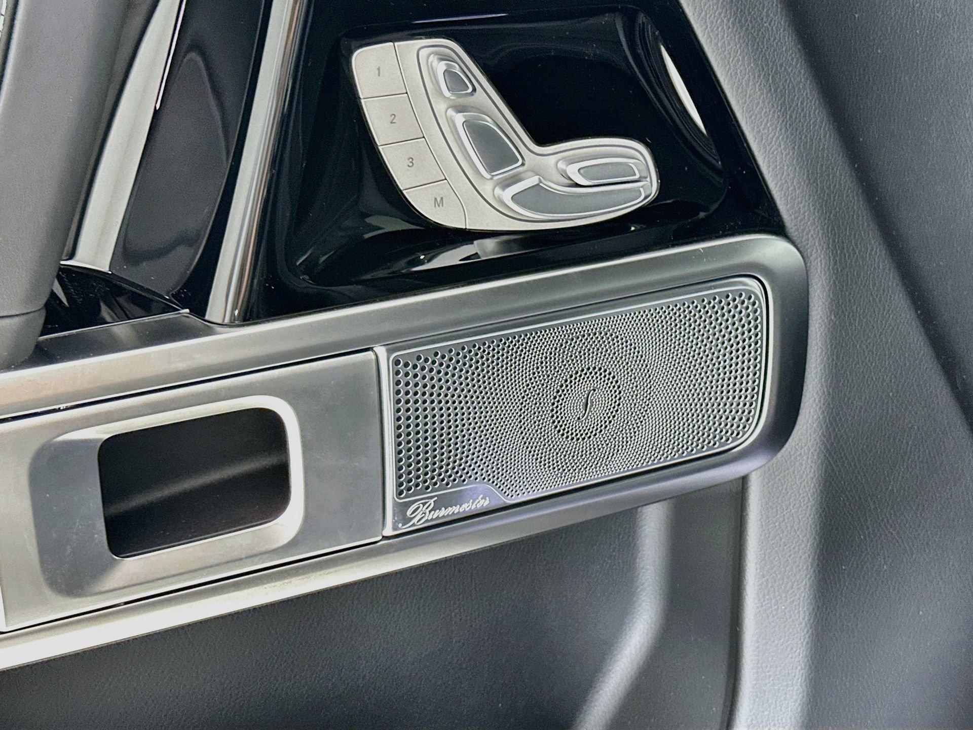 New 2027 Mercedes-Benz G 580 e image 20
