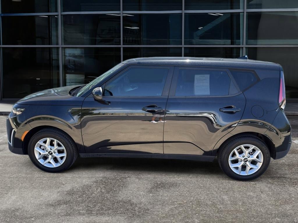 Used 2024 Kia Soul LX w/ Option Group 015 image 4