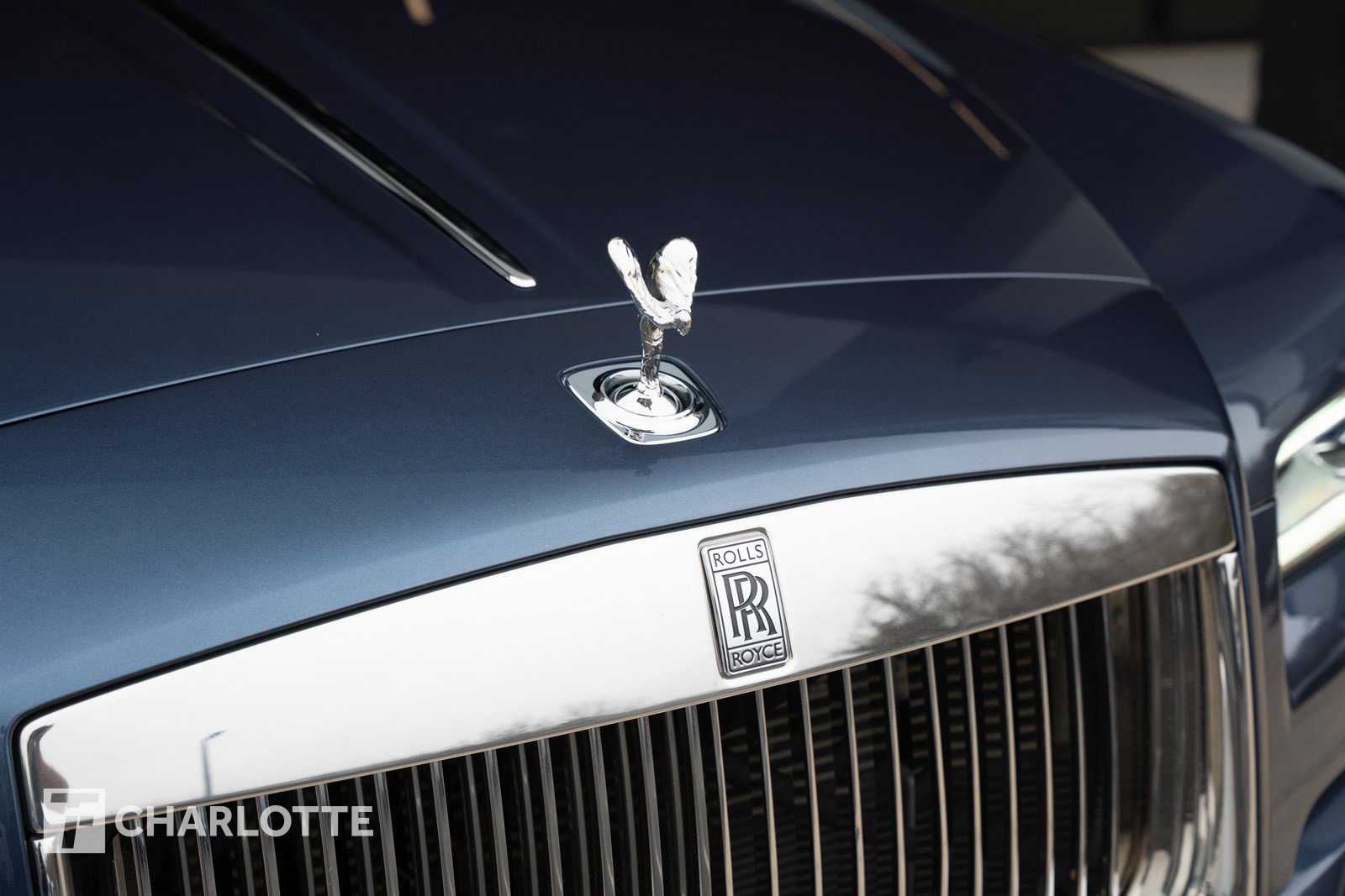 Used 2019 Rolls-Royce Wraith image 3