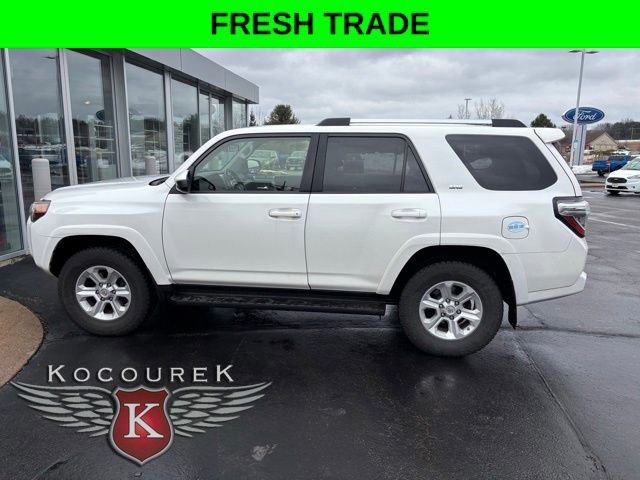 Used 2019 Toyota 4Runner SR5 image 3