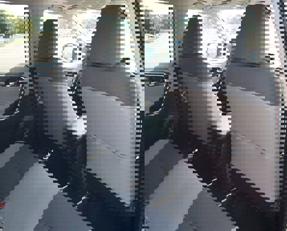 Used 2019 Toyota RAV4 XLE image 22