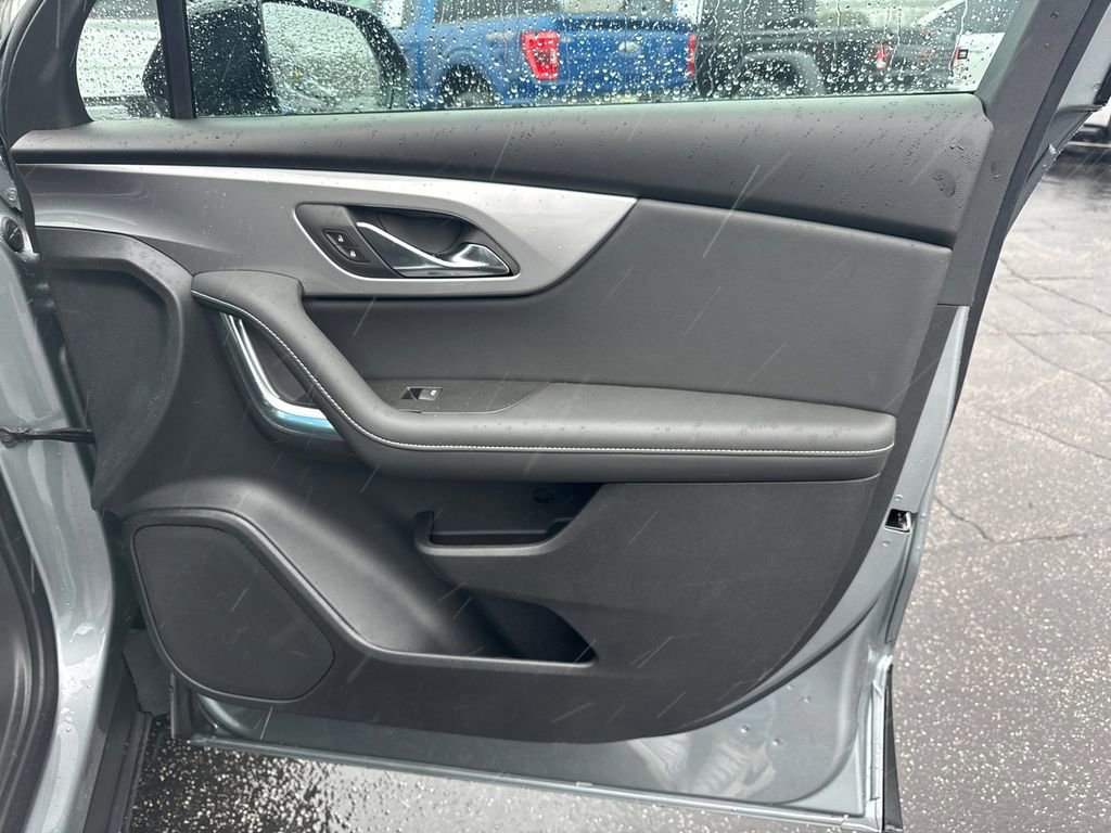 New 2026 Chevrolet Blazer LT w/ Convenience Package image 15